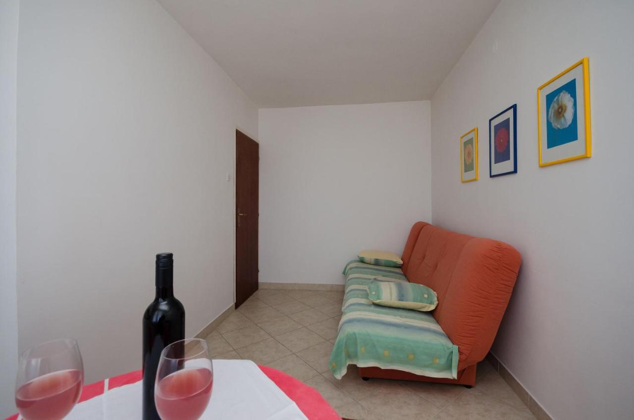 Apartments Milan Пореч Екстериор снимка