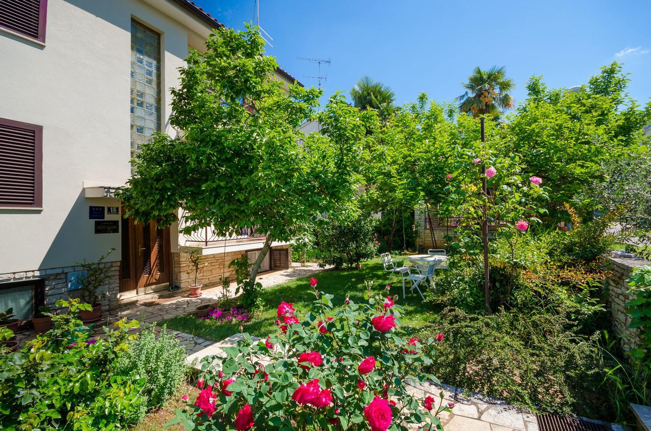 Apartments Milan Пореч Екстериор снимка